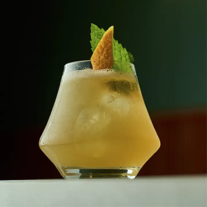 Cachaça Spiced, drink autoral da casa